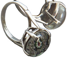 Paul Ysart/Caithness jewellery R2 